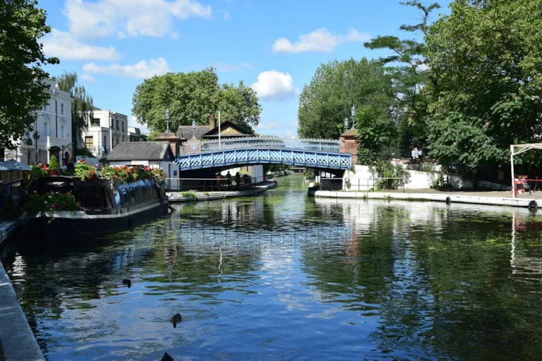 Quiet canal and bridge in London